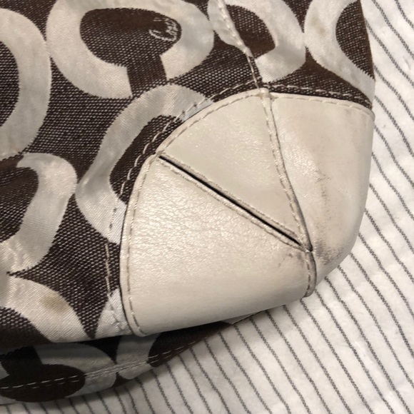 Preloved Coach Handbag - Picture 8 of 9